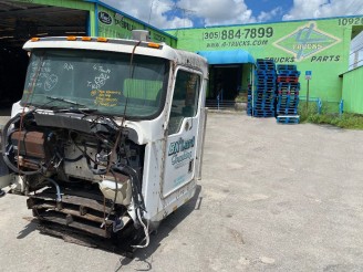 1997 KENWORTH T800 CABS 