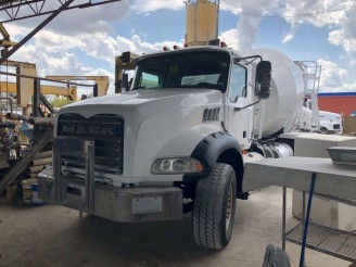 2008 MACK GRANITE GU813 CONCRETE MIXER TRUCK 