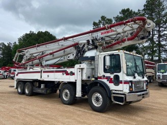 2006 MACK MR600 CONCRETE PUMP TRUCK