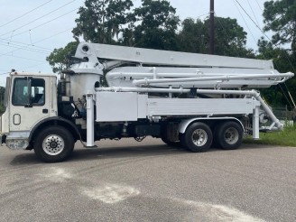 1997 MACK MR600 CONCRETE PUMP TRUCK