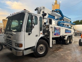 2006 STERLING ST CONCRETE PUMP TRUCK