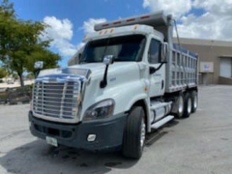 2012 FREIGHTLINER  DUMP TRUCK