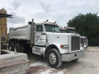 1999 PETERBILT 379 DUMP TRUCK