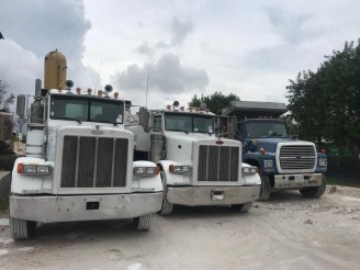2006 PETERBILT 379 DUMP TRUCK