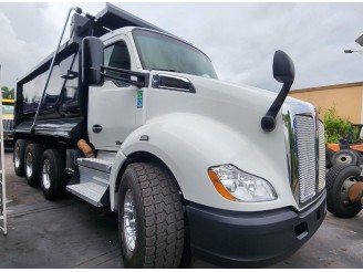 2018 KENWORTH T680 DUMP TRUCK