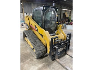 2015 CATERPILLAR 279C SKID STEER