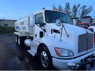 2015 KENWORTH T370 WATER TANK TRUCK