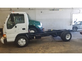 2004 ISUZU NPR CAB & CHASSIS TRUCK 